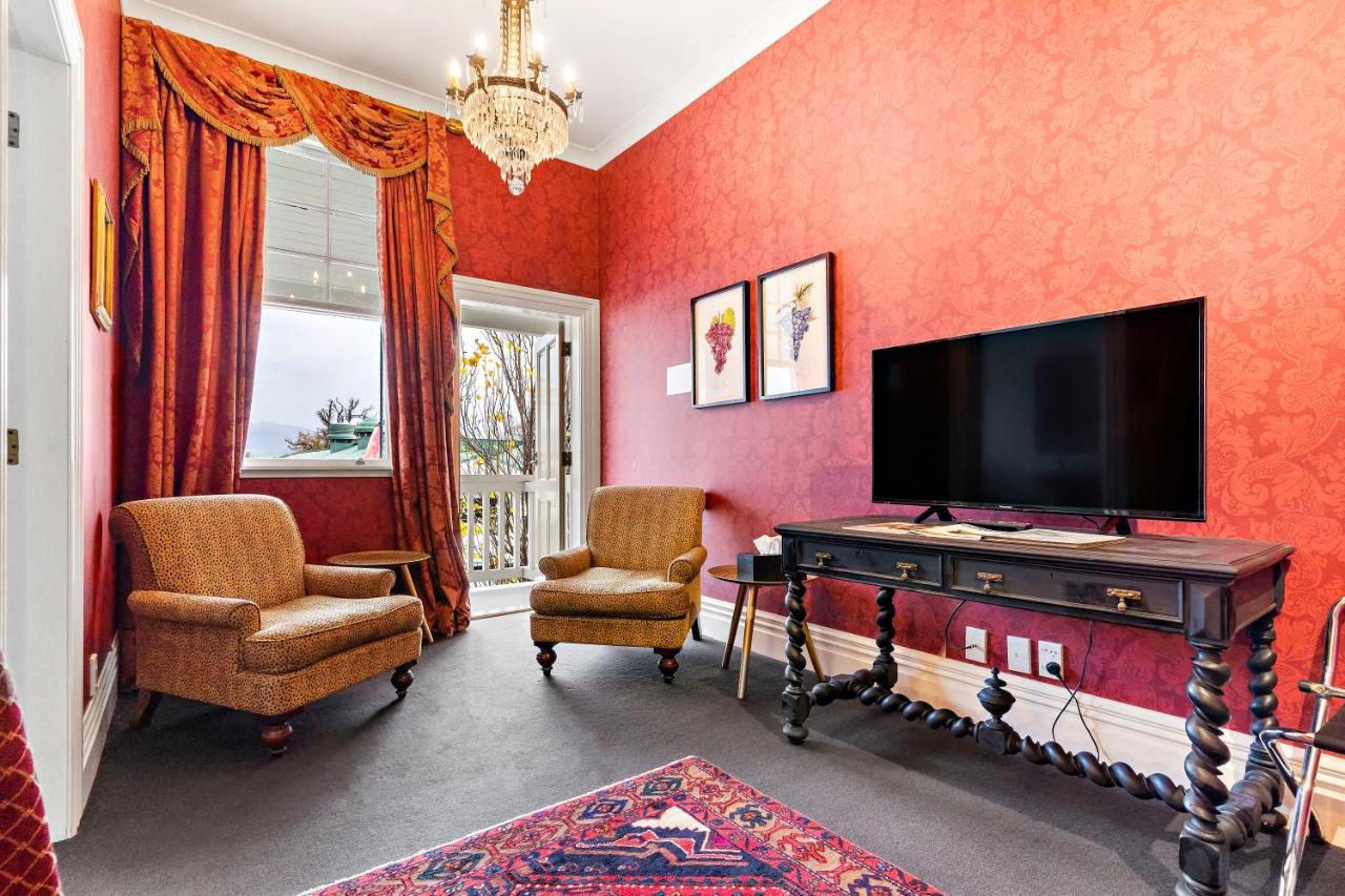 The White Swan 4*