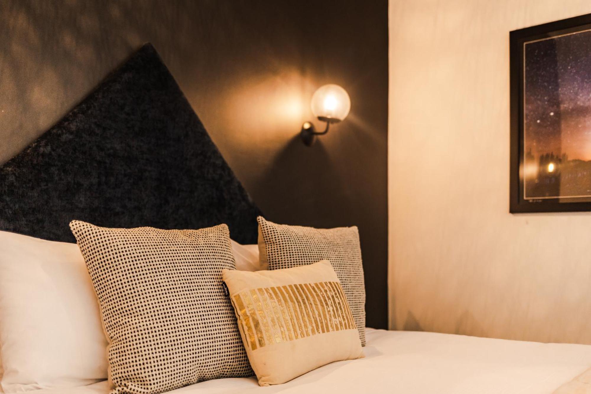 Hotel The White Swan 4*